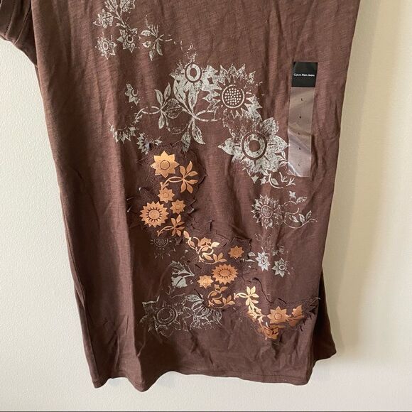 Calvin Klein Jeans Floral Tee Y2K NWT Size Large - Picture 3 of 8